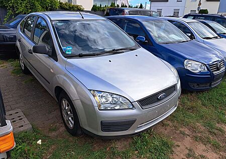 Ford Focus 1.6 16V Ghia