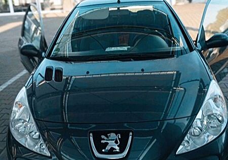 Peugeot 206 + 75 Generation