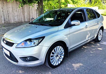 Ford Focus 1.8i 16V Lim. Titanium