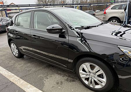 Peugeot 308 120 VTi Style