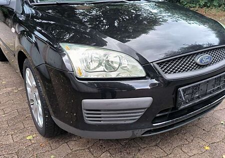 Ford Focus 1.6 16V Fun X