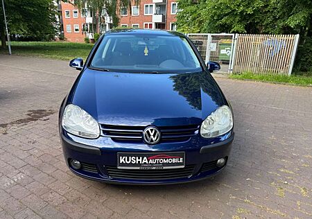 VW Golf Volkswagen V Lim. United