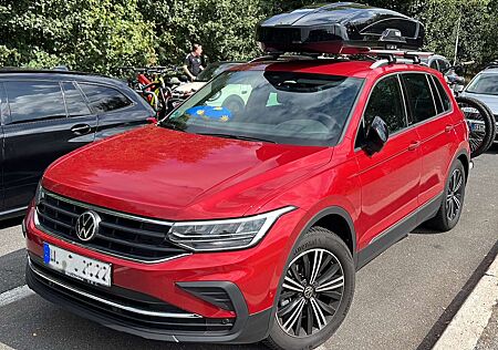 VW Tiguan Volkswagen 1.5 TSI OPF ACTIVE