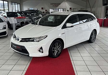 Toyota Auris Touring Hybrid