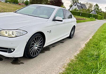 BMW 530d 530 xDrive Sport-Aut.