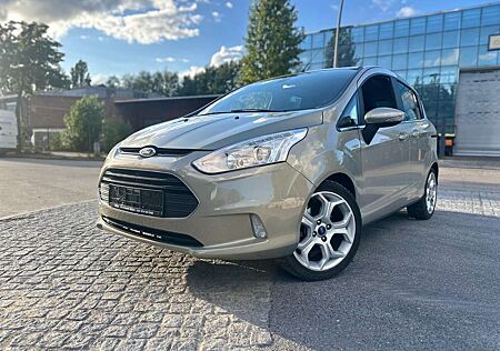 Ford B-Max Titanium