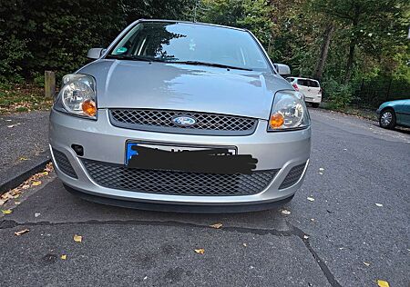 Ford Fiesta 1.3 Style Tüv neu(9-27), 119.800km