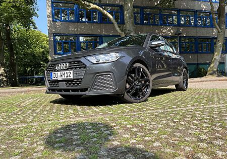 Audi A1 30 TFSI basis