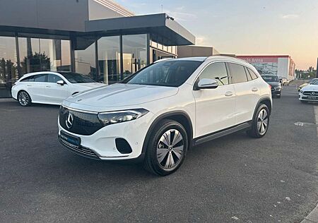 Mercedes-Benz EQA 300 4M PROGR+MBUX+LED+KAM+AHK+EASY-P+ASSIST+