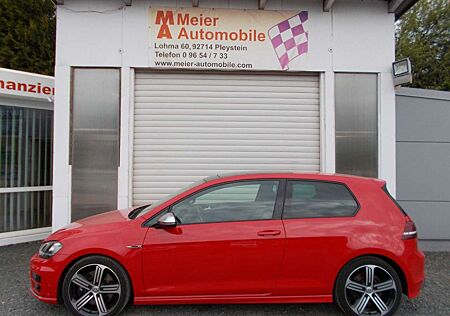 VW Golf Volkswagen VII Original R 4Motion 221 KW Pano,1.Hand