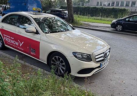 Mercedes-Benz E 200 d 9G-TRONIC