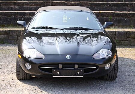 Jaguar XK8 Cabrio 3 Jahre Garantie