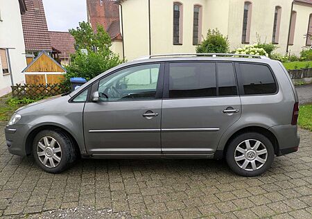 VW Touran Volkswagen Diesel 2.0 TDI Trendline