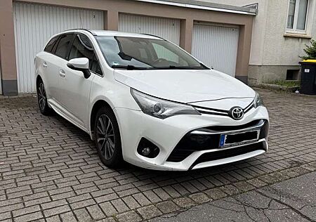 Toyota Avensis Touring Sports 2.0 D-4D Edition-S+