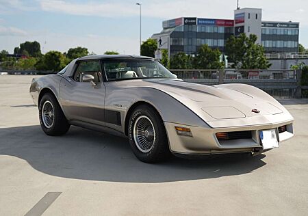 Chevrolet Corvette C3 Time capsule! CarFax below 10k miles/ stunning!