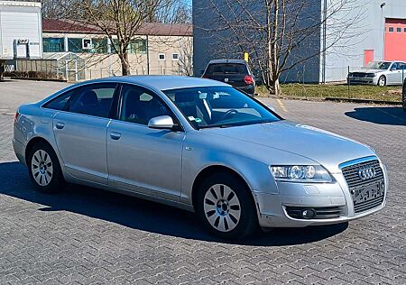 Audi A6 Lim. 2.4 Automatik* Navi* 8-Fach*