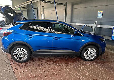 Opel Grandland X 1.2 Start/Stop Business Edition