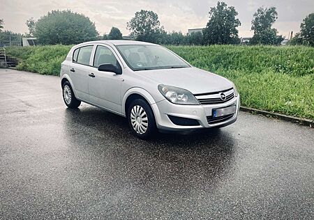 Opel Astra 1.4 Selection 110 Jahre