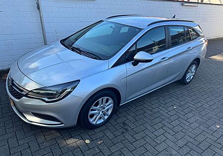 Opel Astra Edition Start/Stop 1.Hand Navi Multi PDC Tüv