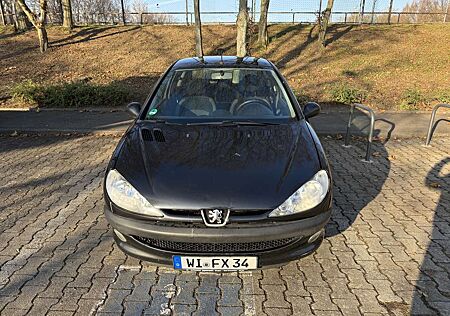 Peugeot 206 NEU TUV 2027