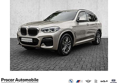 BMW X3 xDrive30e AHK+PANO+AMBIENTE