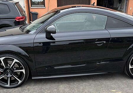 Audi TT RS plus Coupé 360 PS, S tronic, 20 Zoll