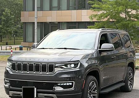 Jeep Wagoneer
