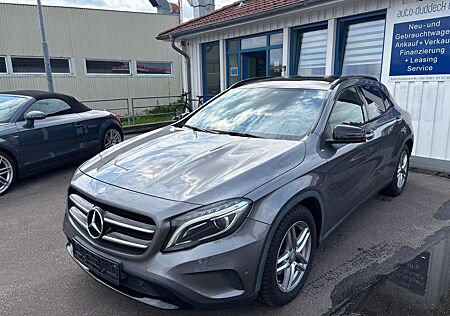 Mercedes-Benz GLA 200 CDI 4-Matic/Panorama+Kamera+AHK+Navi