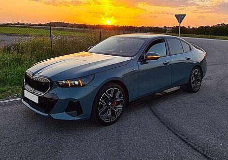 BMW i5 eDrive40