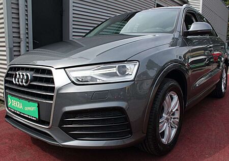Audi Q3 SPORT KLIMA KEYLESS PDC 17.ZOLL NAVI XENON