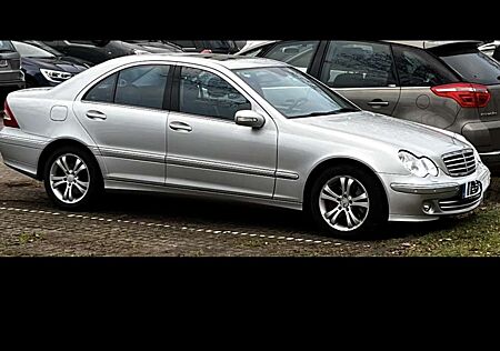 Mercedes-Benz C 230 Kompressor Avantgarde