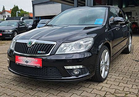 Skoda Octavia 2.0TDI Combi RS Navi Xenon PDC 1 Hand!!!