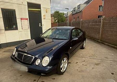 Mercedes-Benz CLK 200 Coupe Sport