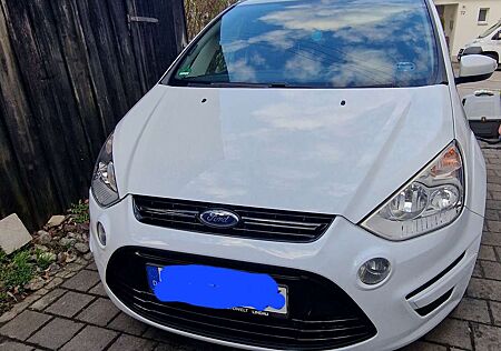 Ford S-Max 2.0 TDCi DPF Titanium