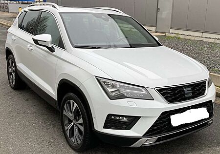 Seat Ateca 2.0 TDI 4Drive DSG*Pano*AHK*4xKamera*LED*Nav