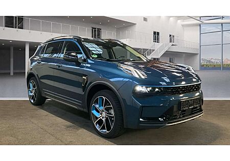 Lynk&Co 01 Lynk & Co 1.5 TD PHEV 192 kW Plug-In-Hybrid EU6d