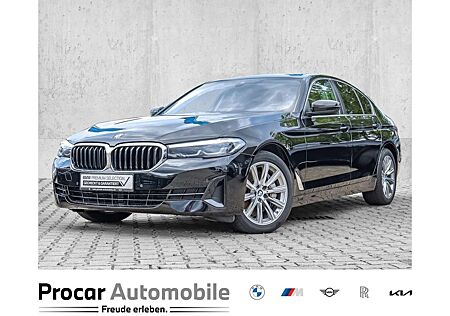 BMW 530 d xDrive Glasdach PA Sitzh. DAB HiFi WLAN