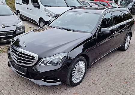 Mercedes-Benz E 220 T BlueTec Elegance AHK LED Navi PTS Autom.