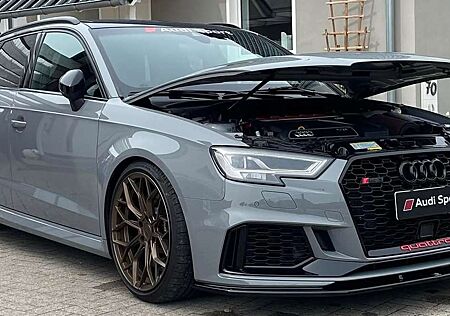 Audi RS3 +Limousine+S+tronic