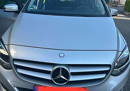 Mercedes-Benz B 180 Deimler