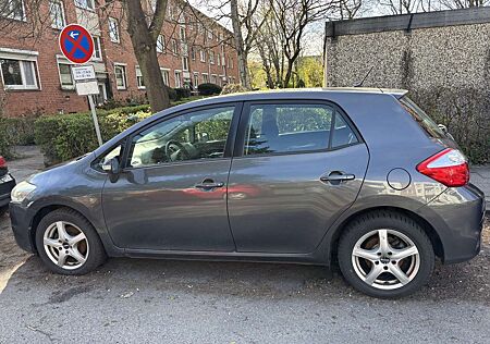 Toyota Auris 1.6 Executive