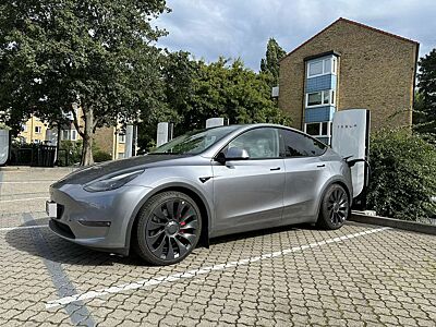Tesla Model Y Performance + AI4 / HW4 + AHK