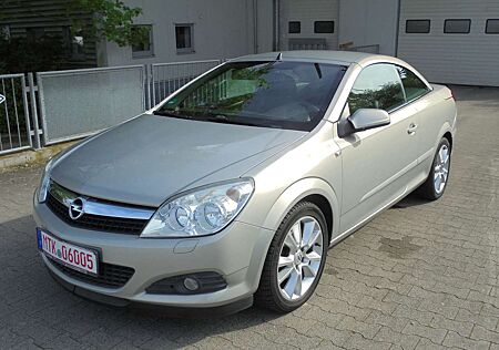 Opel Astra Twin Top 1.8 Cosmo