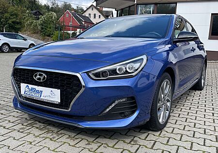 Hyundai i30 Passion + PANODACH