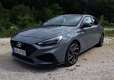 Hyundai i30 Fastback N-Line Pano AHK Garantie