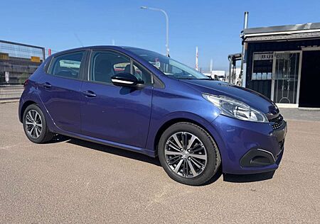 Peugeot 208 Active Panorama+Navi+Kamera+Tempomat+SHZ