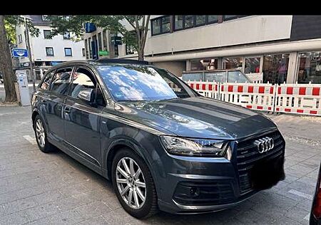 Audi Q7 50 TDI quattro tiptronic