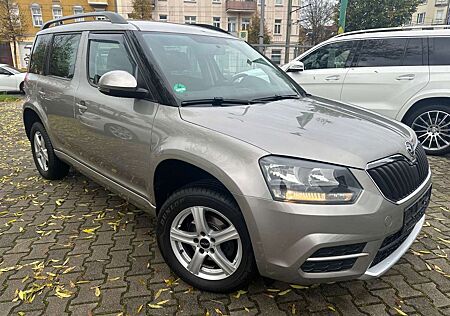 Skoda Yeti Active / DSG / SCHECKHEFT / 1.HAND