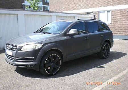 Audi Q7 4.2 FSI quattro tiptronic