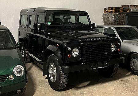 Land Rover Defender 110 E Station Wagon Neuwertig